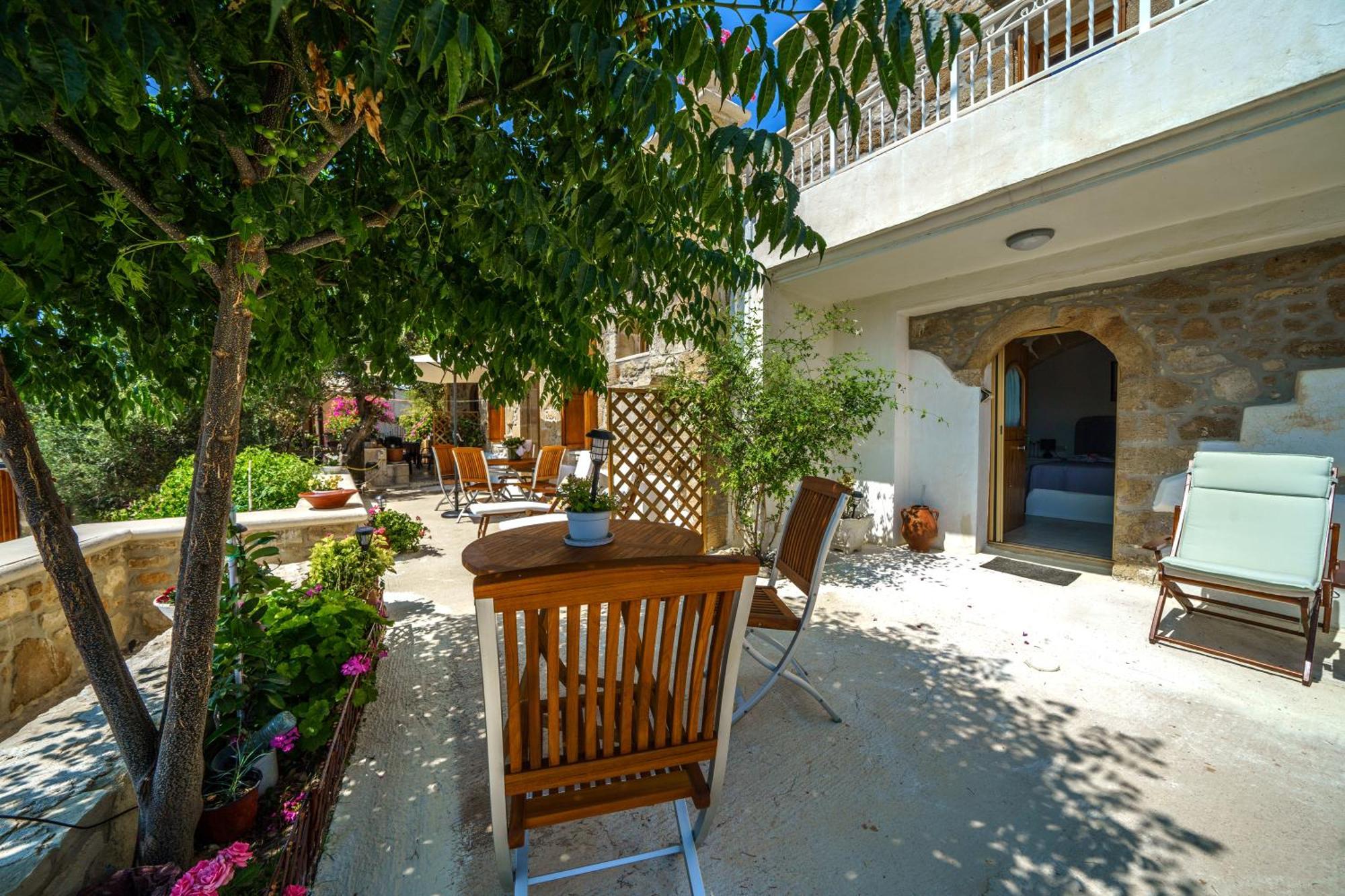 Mary'S Stone House Apartment Falasarna Ngoại thất bức ảnh